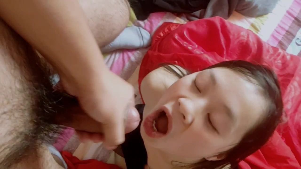 调教良家少妇王加雪约附近单男露脸口交吞精