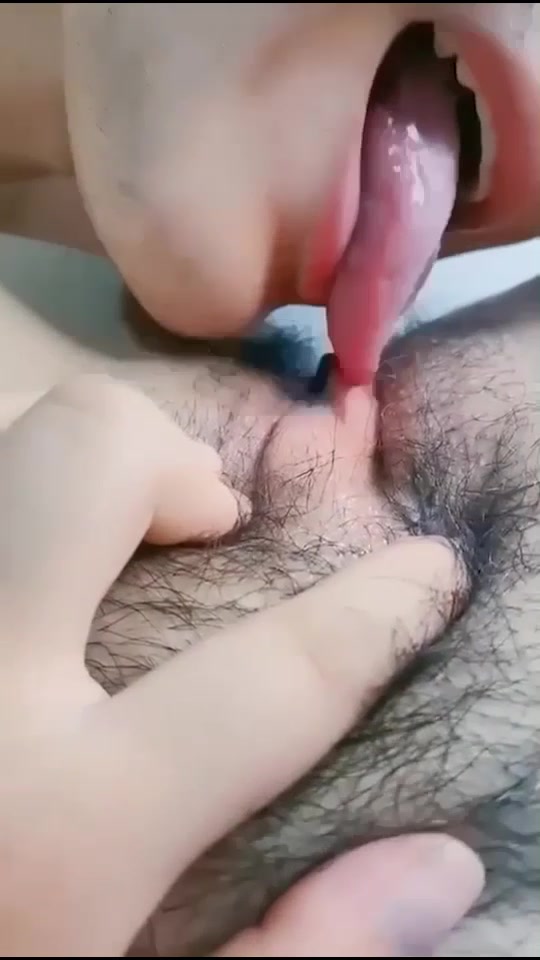 大叔花高价诱骗在校学生开苞破处