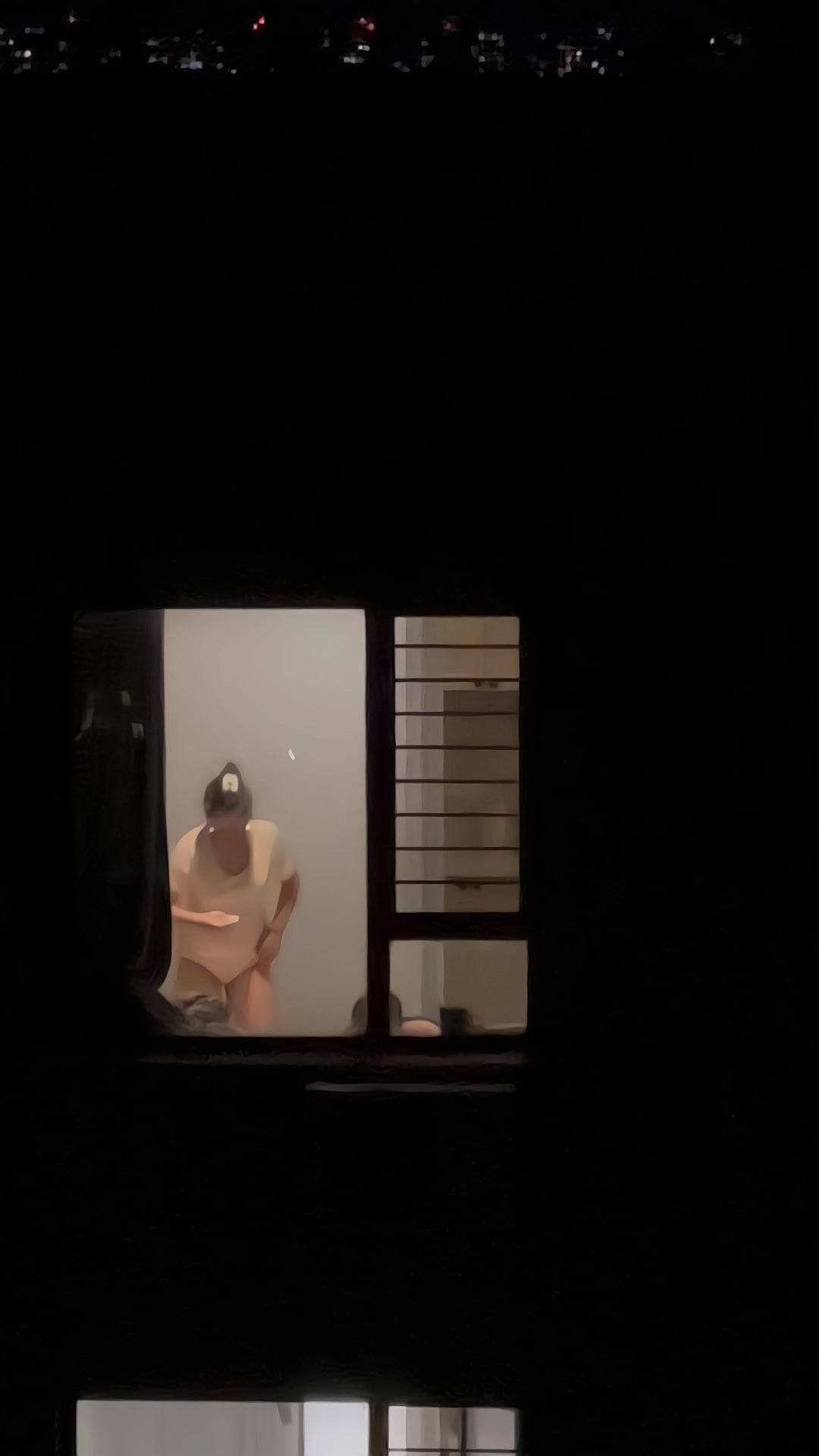 偷拍对面楼美女