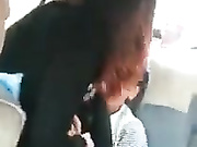 情侣爱爱，好朋友在旁边帮忙