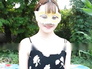 国语对白大白天苞米地里操18岁黑丝萌妹子菲儿上半部分