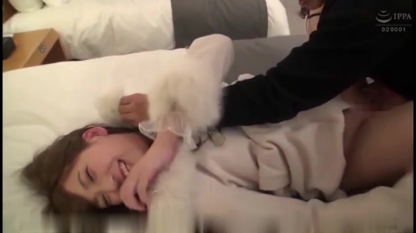 真正的美女好喜欢啊，要是给我送进房间可以玩一年