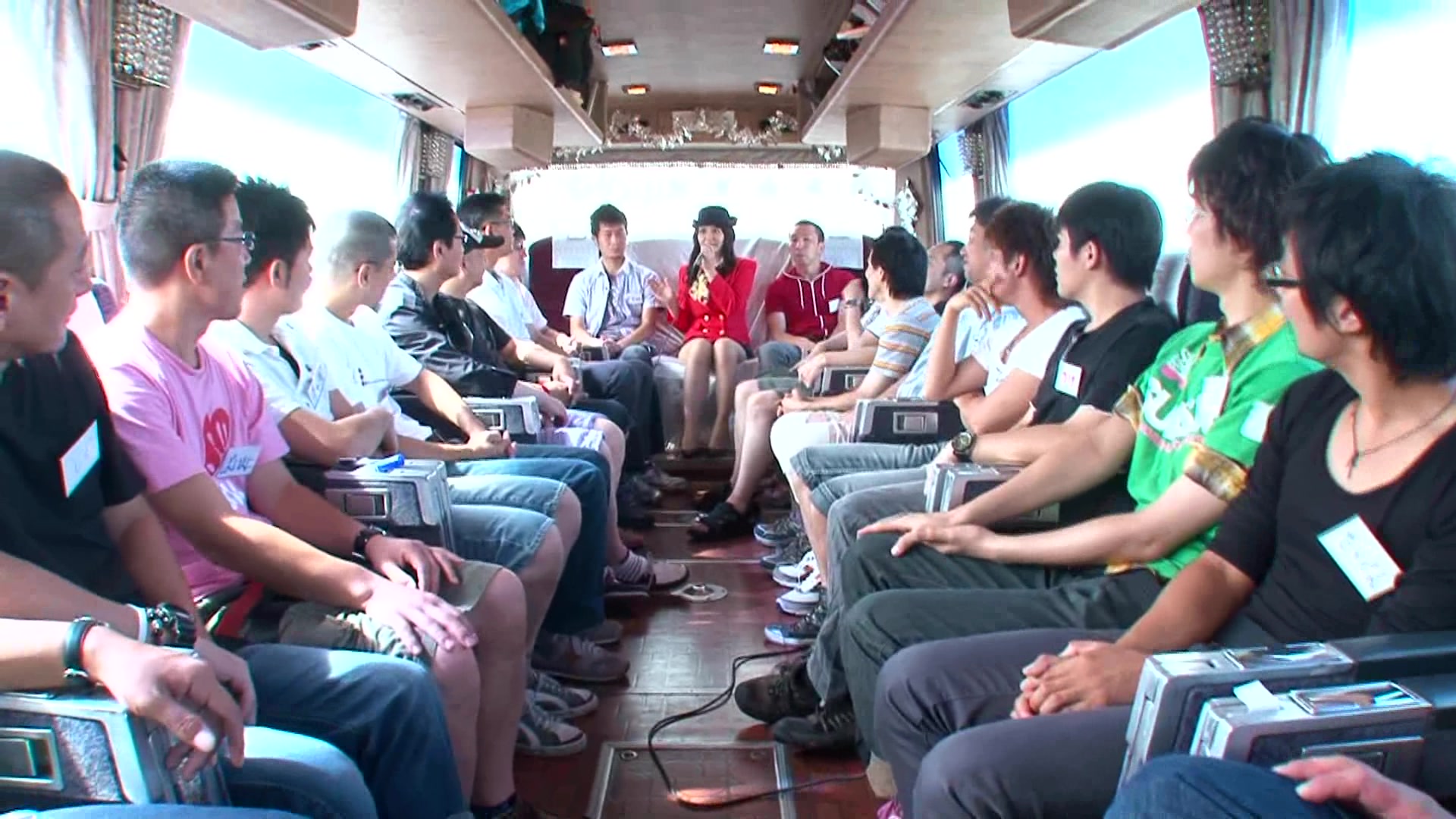 [MIRD-085] 帰ってきた竹内あいファン感謝祭 素人男性増員21名1